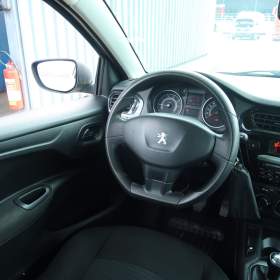 Foto inzerátu Peugeot 301 1.2 VTi