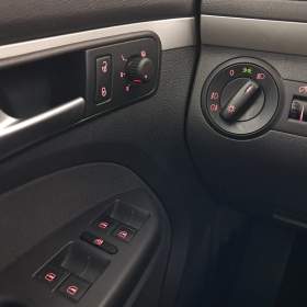Foto inzerátu VW Touran 1.6 TDI