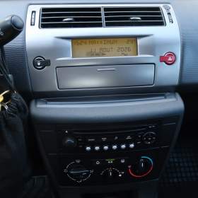 Foto inzerátu Citroen C4 1.4 16V