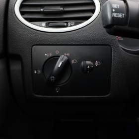 Foto inzerátu Ford Focus 1.6 16V