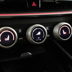 Foto inzerátu Skoda Superb 2.0 TDI