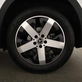 Foto inzerátu Mercedes GLB GLB 200 d 4MATIC