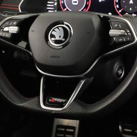 Foto inzerátu Skoda Octavia RS 2.0 TSI