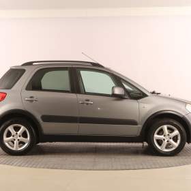 Foto inzerátu Suzuki SX4 1.6 VVT