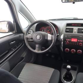 Foto inzerátu Suzuki SX4 1.6 VVT
