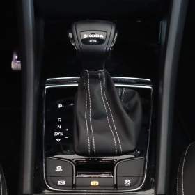 Foto inzerátu Skoda Karoq 1.5 TSI