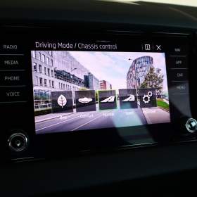 Foto inzerátu Skoda Karoq 1.5 TSI