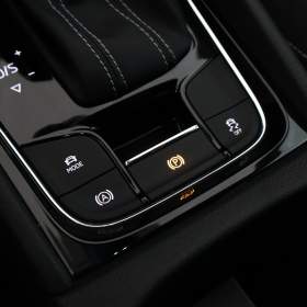 Foto inzerátu Skoda Karoq 1.5 TSI