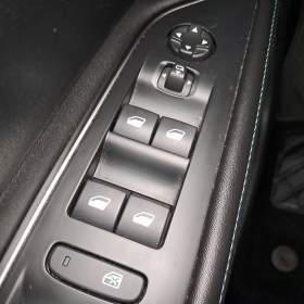 Foto inzerátu Peugeot 5008 PureTech 130