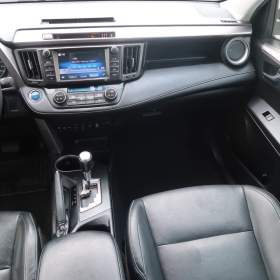 Foto inzerátu Toyota RAV 4 2.5 Hybrid
