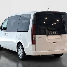 Foto inzerátu Hyundai Staria 2.2 CRDi