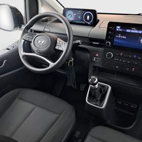 Foto inzerátu Hyundai Staria 2.2 CRDi