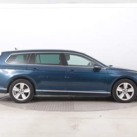 Foto inzerátu VW Passat 2.0 TDI