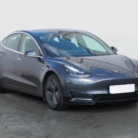 Tesla Model 3 Long Range 4WD 78kWh / 19884387