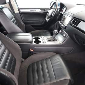 Foto inzerátu VW Touareg 3.0 TDI