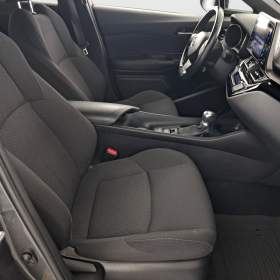 Foto inzerátu Toyota C-HR 1.8 Hybrid