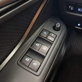 Foto inzerátu Toyota C-HR 1.8 Hybrid