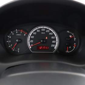 Foto inzerátu Suzuki Swift 1.3 i