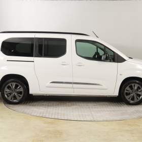 Foto inzerátu Toyota ProAce City Verso 1.5 D-4D