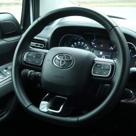 Foto inzerátu Toyota ProAce City Verso 1.5 D-4D