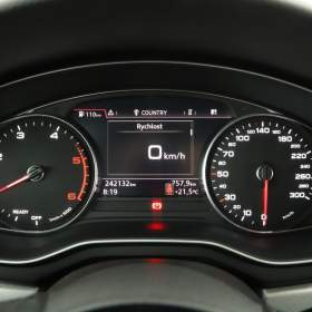 Foto inzerátu Audi A4 2.0 TDI