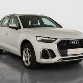 Foto inzerátu Audi Q5 50 TFSI e