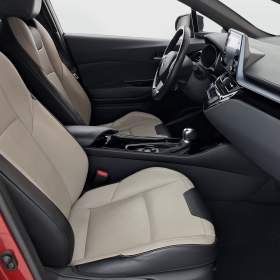 Foto inzerátu Toyota C-HR 1.8 Hybrid