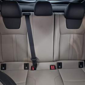 Foto inzerátu Toyota C-HR 1.8 Hybrid