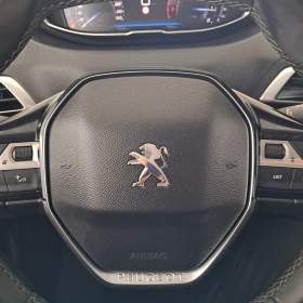 Foto inzerátu Peugeot 3008 1.2 PureTech