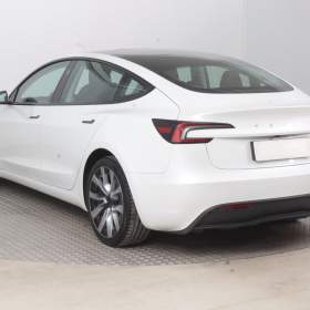 Foto inzerátu Tesla Model 3 Standard Range LFP