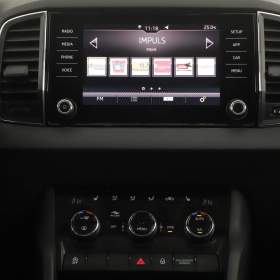 Foto inzerátu Skoda Karoq 1.0 TSI