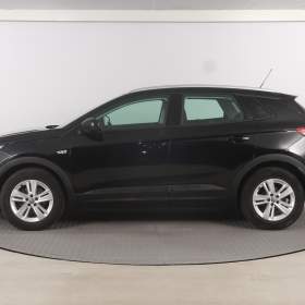 Foto inzerátu Opel Grandland 1.2 Turbo