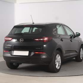 Foto inzerátu Opel Grandland 1.2 Turbo
