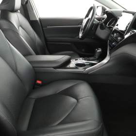 Foto inzerátu Toyota Camry 2.5 Hybrid