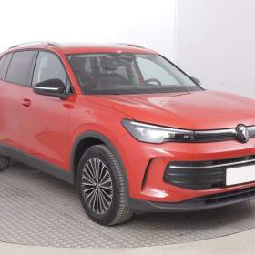 VW Tiguan 1.5 eTSI / 19889695