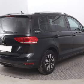Foto inzerátu VW Touran 1.5 TSI