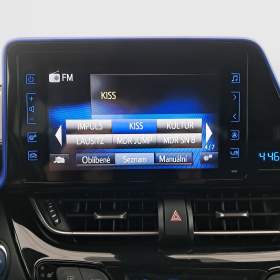 Foto inzerátu Toyota C-HR 1.8 Hybrid