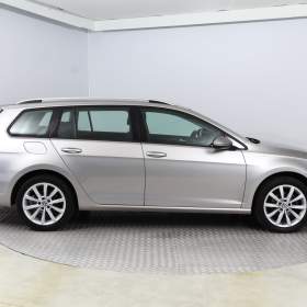 Foto inzerátu VW Golf 1.0 TSI