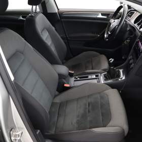 Foto inzerátu VW Golf 1.0 TSI