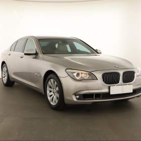BMW 7 740d xDrive / 19892004
