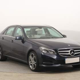 Mercedes E E 220 BlueTEC / 19893290