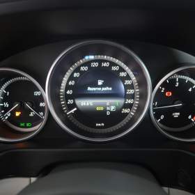 Foto inzerátu Mercedes E E 220 BlueTEC