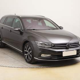 VW Passat 2.0 TDI / 19893317