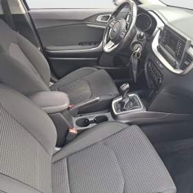 Foto inzerátu Kia Ceed 1.6 CRDi MHEV