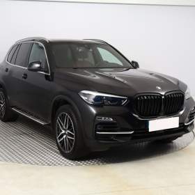 BMW X5 xDrive30d / 19893680