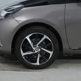 Foto inzerátu Toyota Yaris 1.5 Dual VVT-i