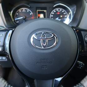 Foto inzerátu Toyota Yaris 1.5 Dual VVT-i