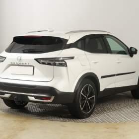 Foto inzerátu Nissan Qashqai 1.3 DIG-T MHEV