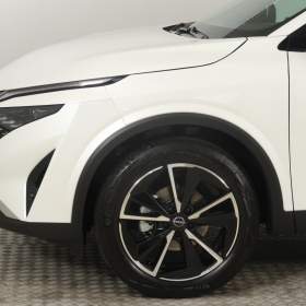 Foto inzerátu Nissan Qashqai 1.3 DIG-T MHEV