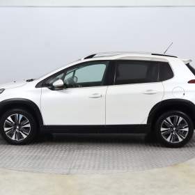 Foto inzerátu Peugeot 2008 1.2 PureTech